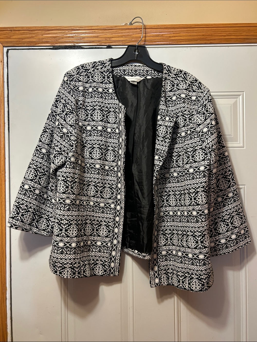 Christopher & Banks Black and White Patterned Open-Front Blazer XL